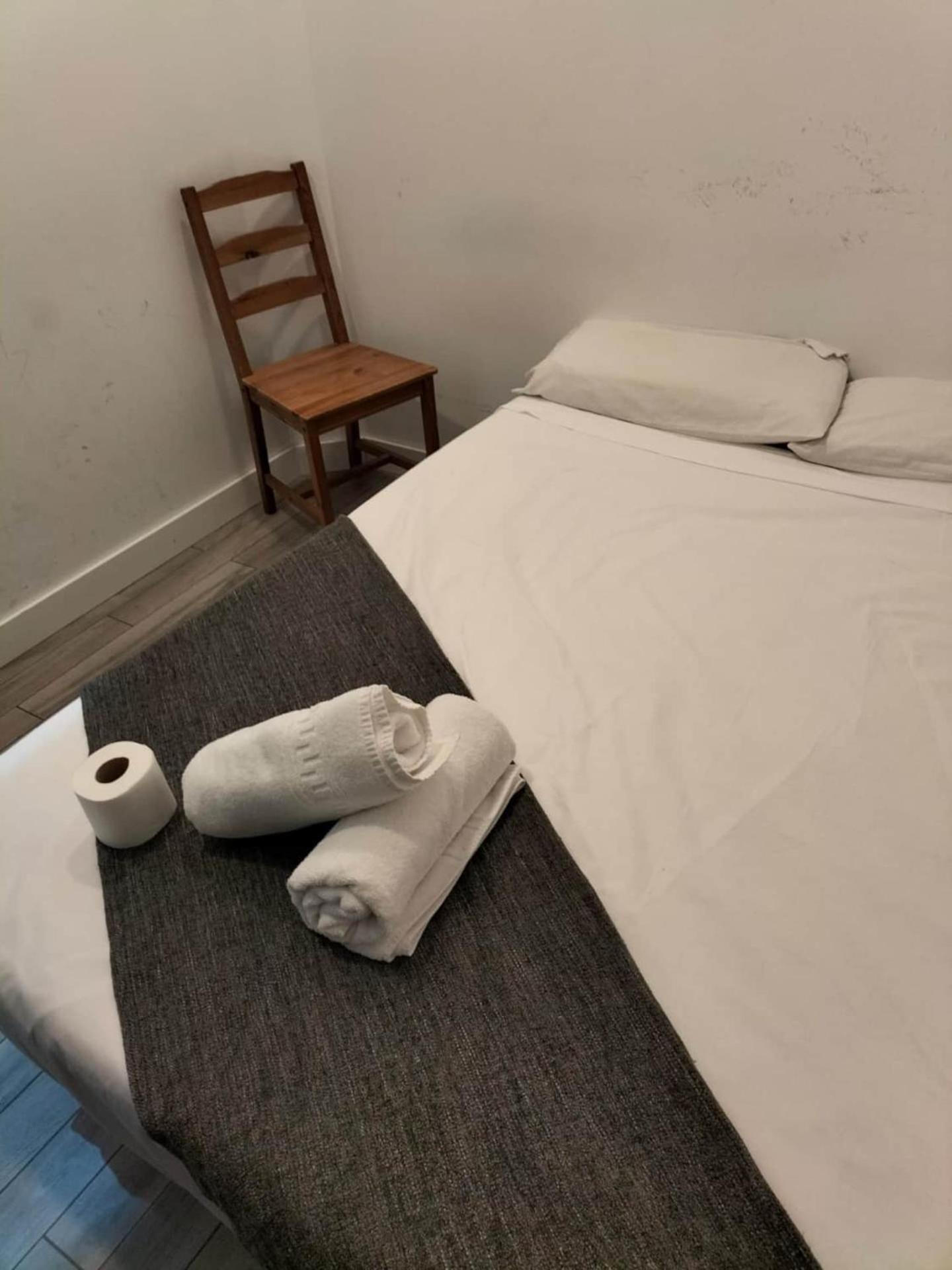 Double Room,1396601945:JPEG